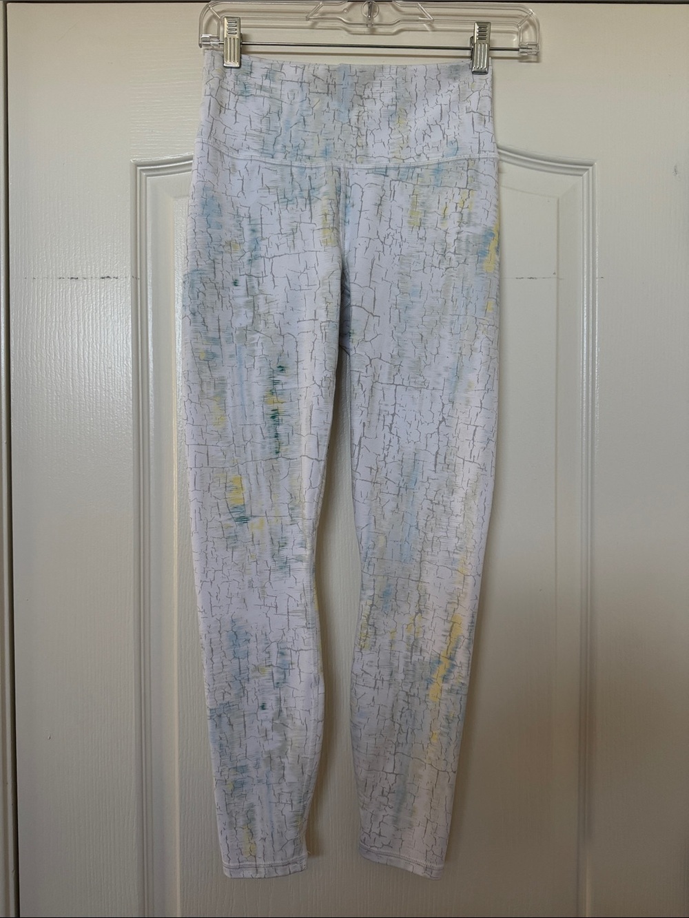 Fabletics Powerhold 7/8 White Crackle Print Leggings